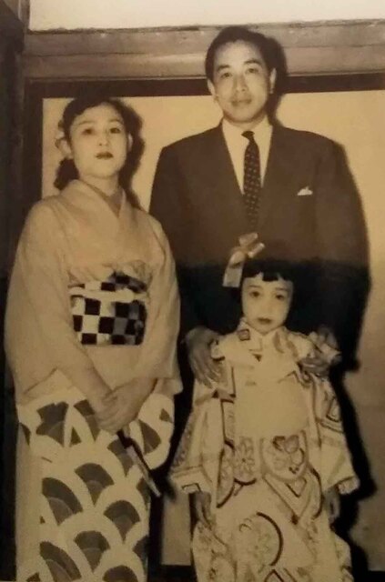 林いさおとりつ子と妹.jpg